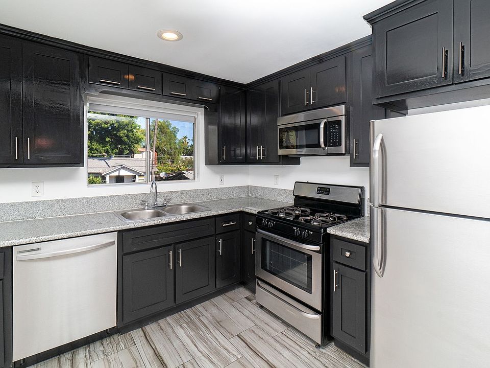 1st image of 376 Avenue 57 Unit 3