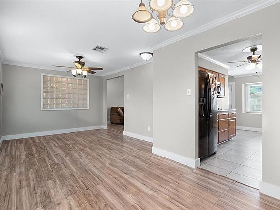 5th image of 4029 S Woodbine St