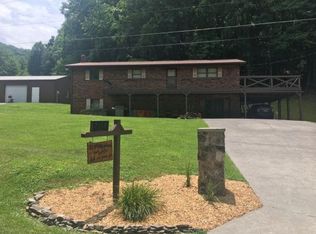 7118 Short Creek Rd, Pound, VA 24279