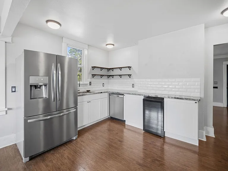 2527 W Liberty Ave — Photo 15