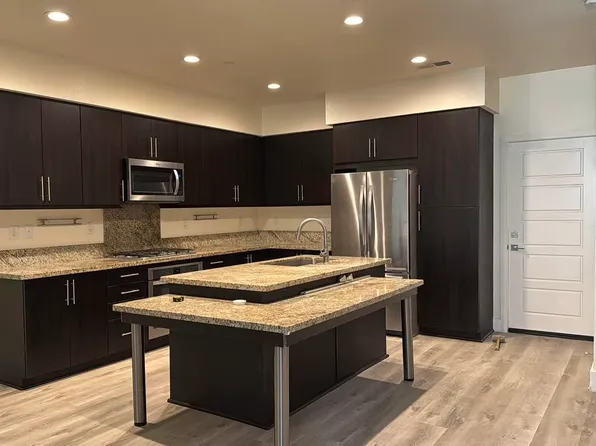 2612 Aperture Cir, San Diego, CA 92108