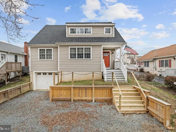 38 Virginia Ave, Earleville, MD 21919