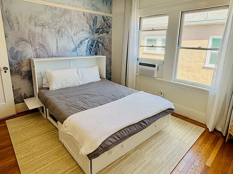 529 Rosal Ave — Photo 16