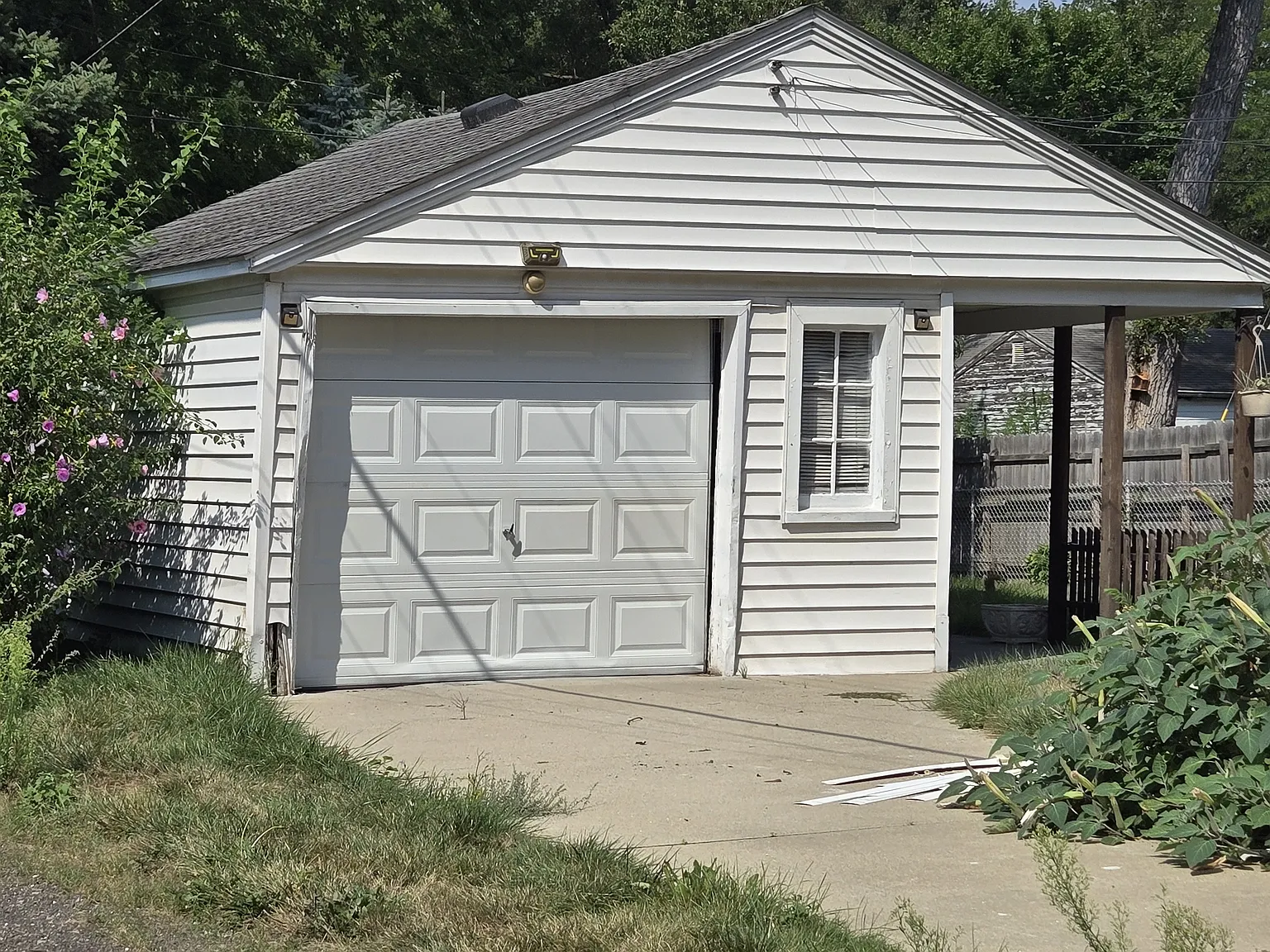 2 bed, 810 sqft, $1,400 — Photo 3