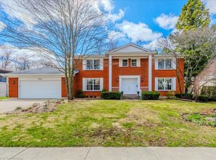 304 Carson Dr, Kitchener, ON N2B2W2