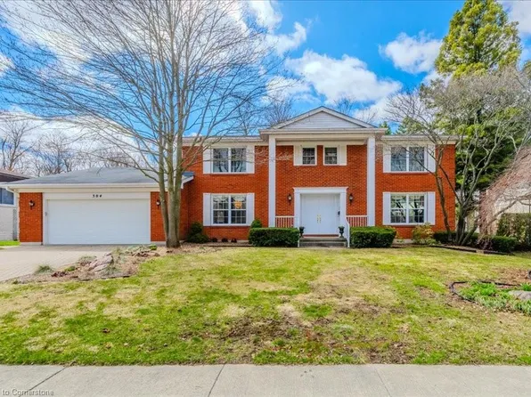 304 Carson Dr, Kitchener, ON N2B 2W2