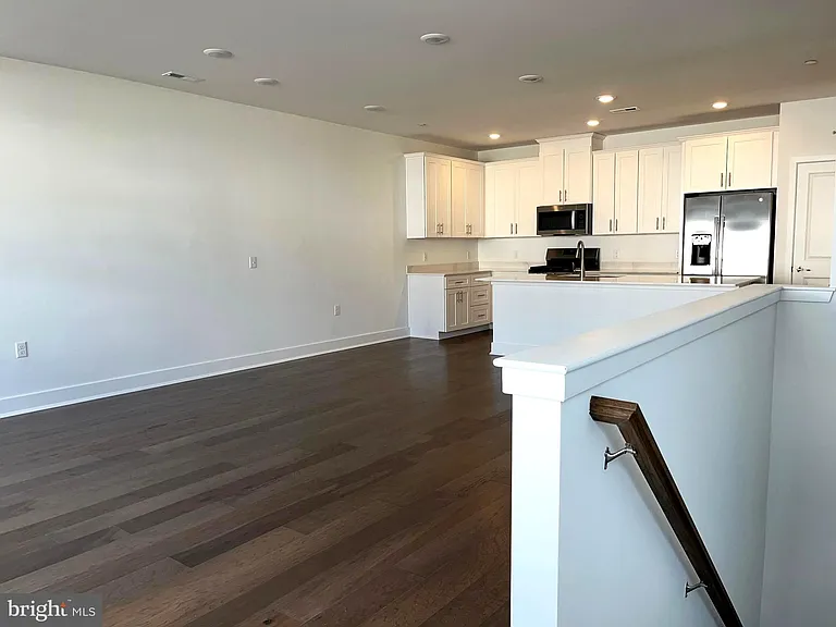 119 Stoutsburg Blvd — Photo 3