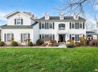 26 Hallocks Run, Somers, NY