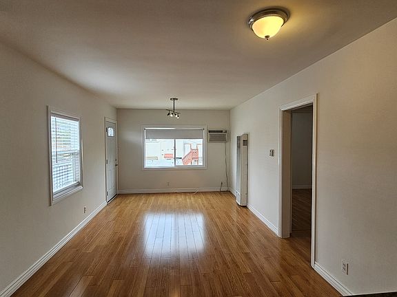 3rd image of 603 N Bronson Ave #603.5