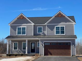 23 Gronczniak Rd, Stillwater, NY 12170
