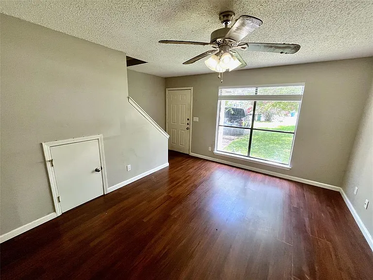 112 Hillside Cv #A — Photo 4