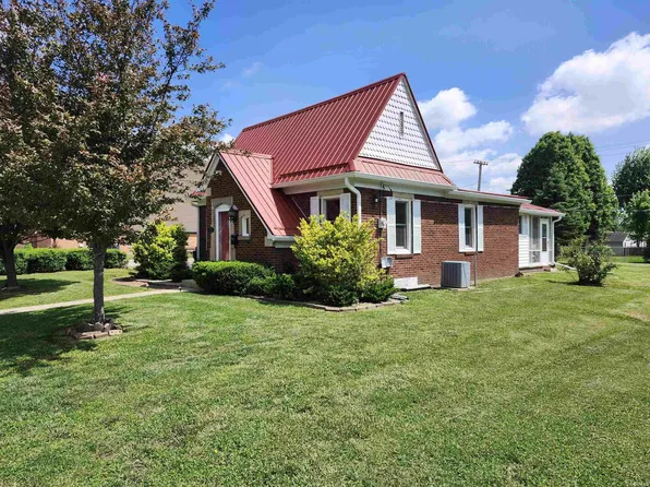 449 4th St NE, Linton, IN 47441