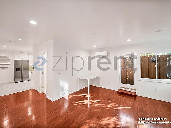 2nd image of 2122 N Beverly Glen Blvd