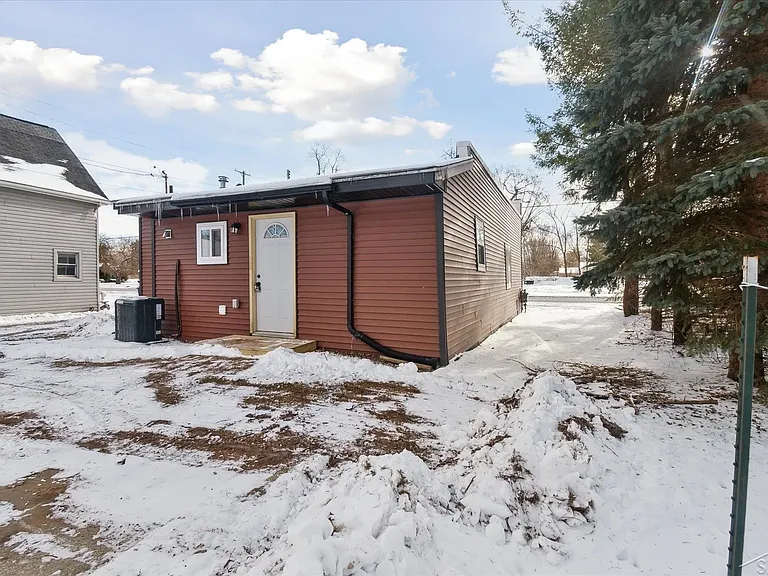 356 Shattuck Rd — Photo 20