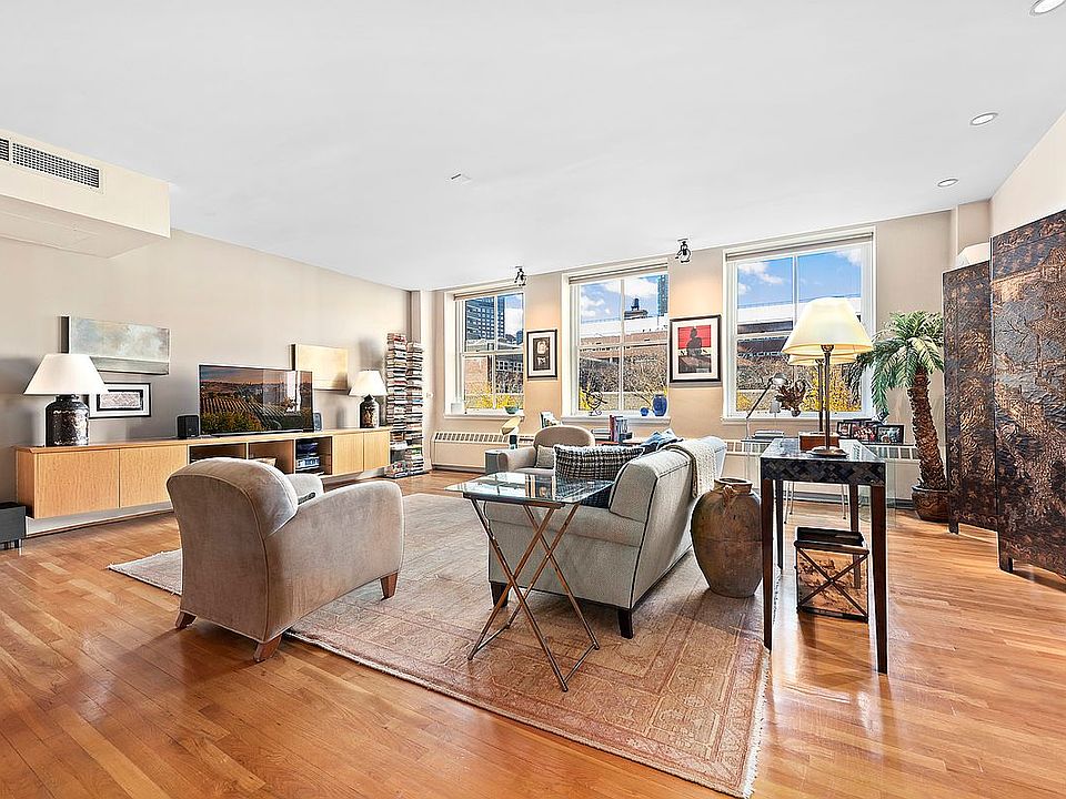 1st image of 345 Greenwich St APT 3A