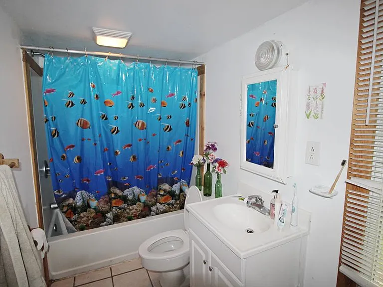 207 Oak Ave — Photo 10