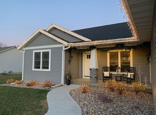 434 Eastridge Dr, Reedsburg, WI 53959