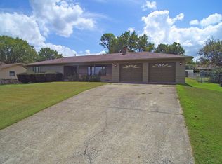 429 Scenic Dr, Forsyth, MO 65653