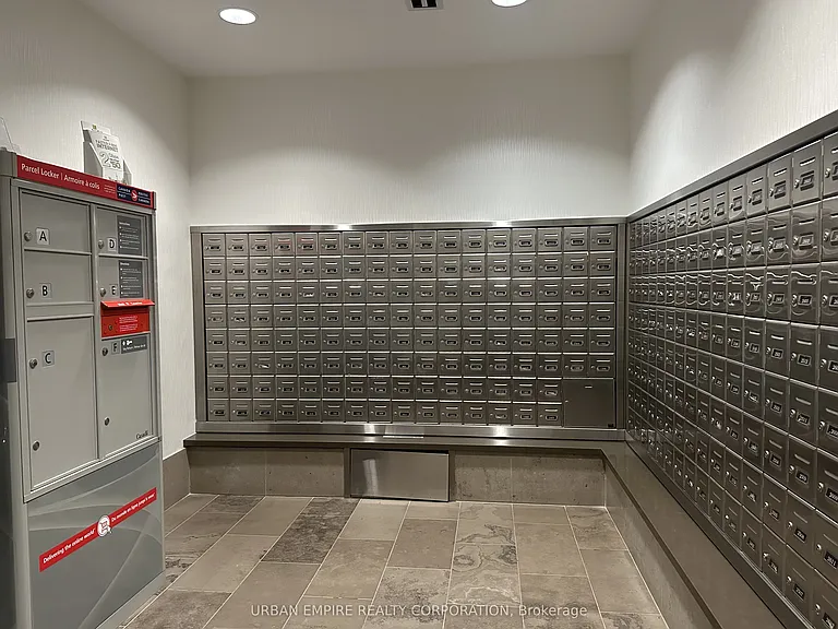 2181 Yonge St #1602 — Photo 22