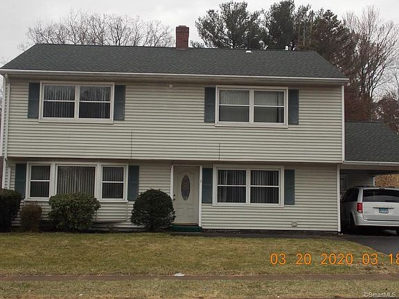 2nd image of 3 Green Manor Dr
