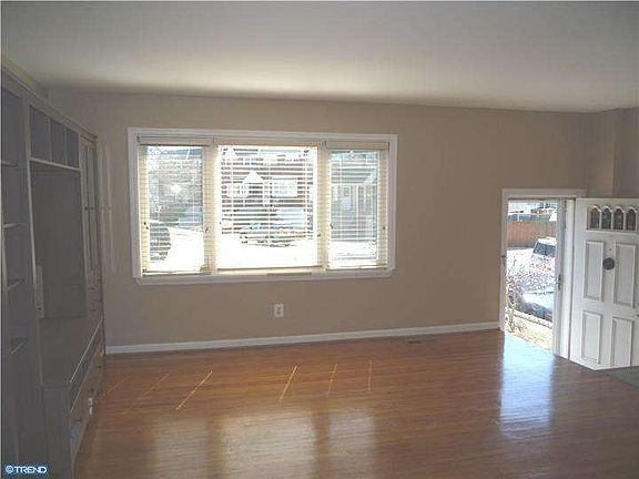3rd image of 12606 Nanton Dr