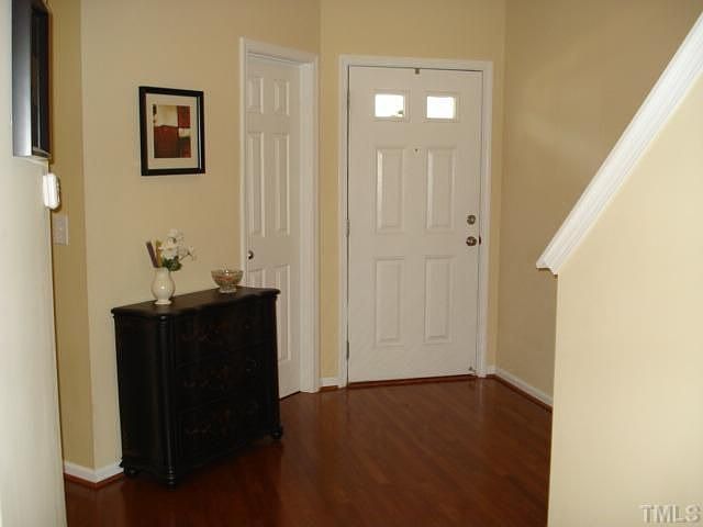 2nd image of 160 Summit Oaks Ln