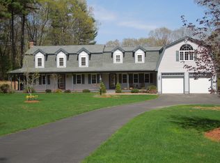 17 Orchard St, Upton, MA 01568