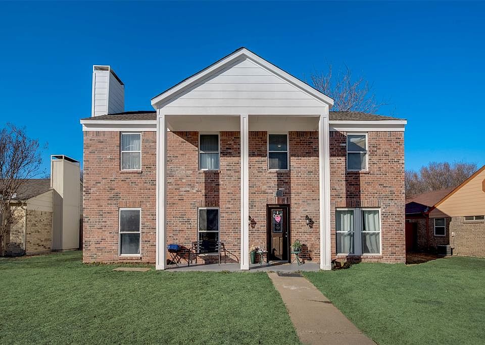 1st image of 813 Melissa Ln