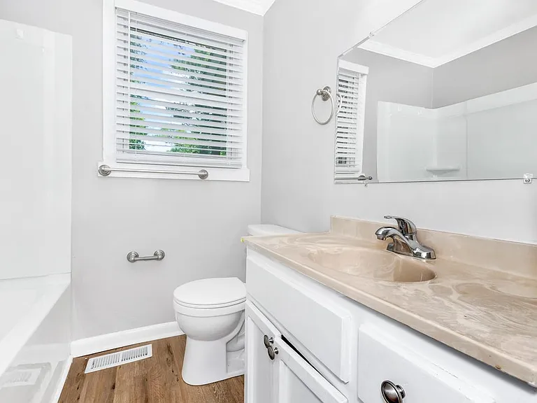 914 Linwood Dr NW — Photo 22