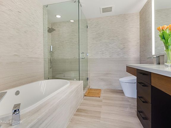 5th image of 1 Collins Ave Unit 106