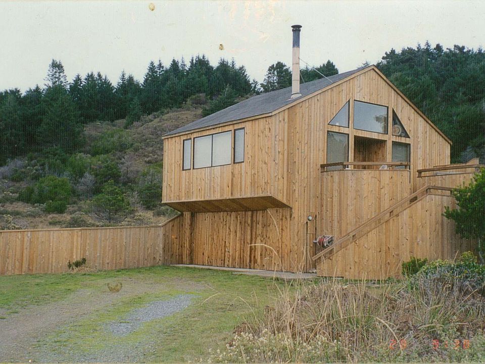 2nd image of 163 Headlands Close