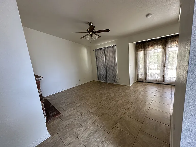 44834 Lamour Ct — Photo 8