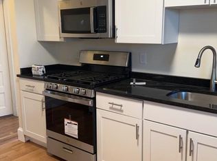 13A Greene St APT 1L, Somerville, MA 02143