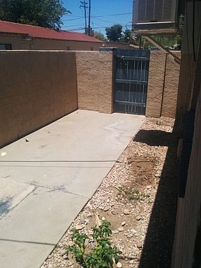 2nd image of 1713 N Village Dr