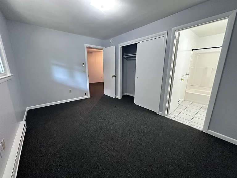 5 Liberty Pl #3 — Photo 7