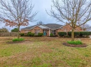 106 Guadalupe, Hutto, TX 78634