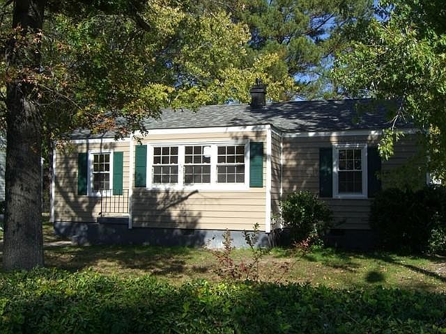 1st image of 617 Willow Dr