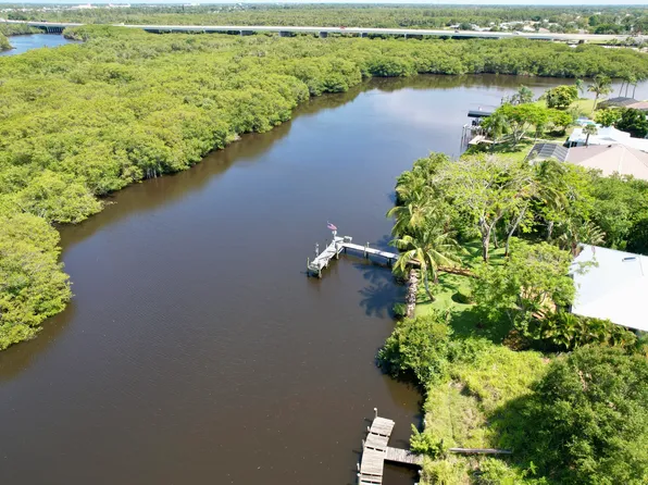 1013 SE Coral Reef Street, Port St Lucie, FL 34983