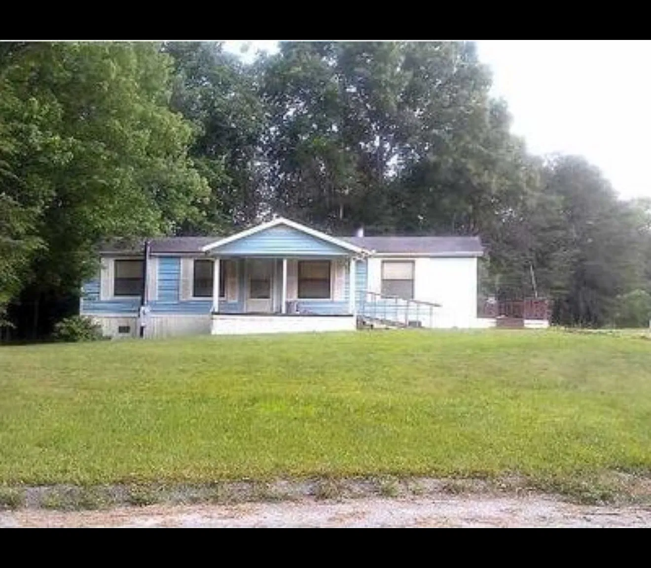 3 bed, 1200 sqft, $1,200 — Photo 1