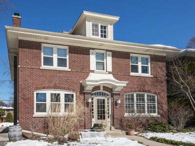2604 E Beverly Rd, Shorewood, WI, 53211