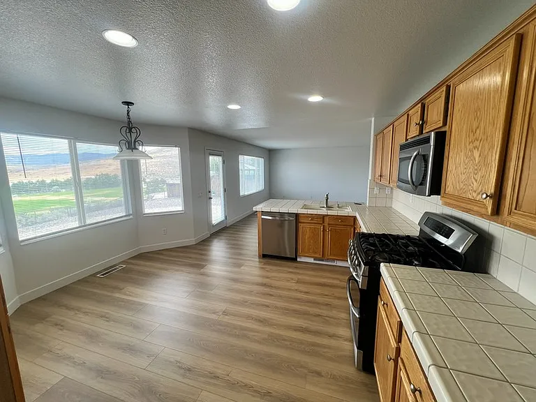 3680 Bozeman Dr — Photo 6