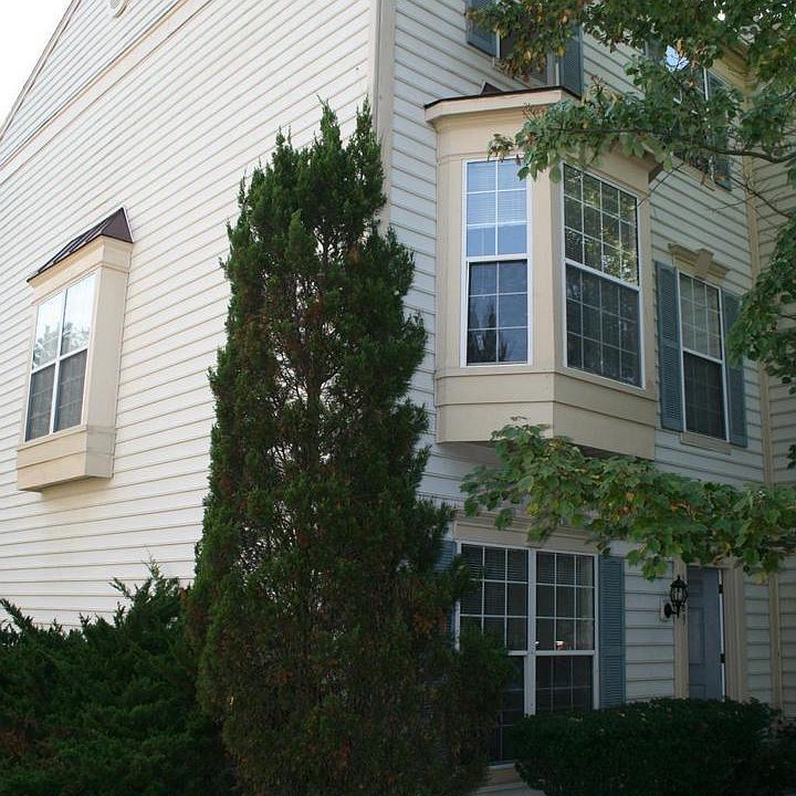 1st image of 1169 Cypress Tree Pl