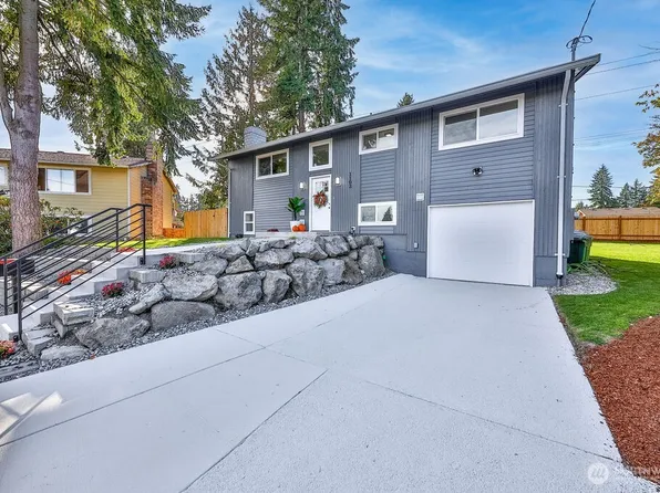 1103 Vashon Court NE, Renton, WA 98059