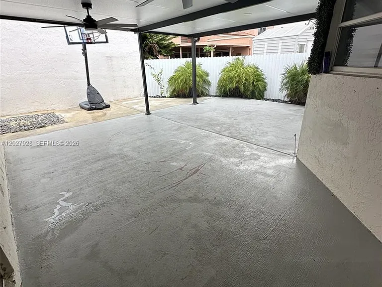 680 NW 124th Pl — Photo 20
