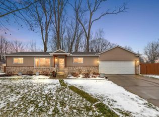 50752 Peggy Ln, Chesterfield, MI 48047