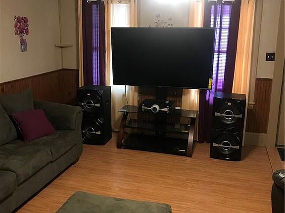 3rd image of 2916 Grant Blvd #18
