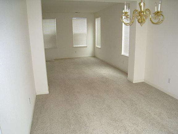2nd image of 4661 Glenhaven Dr