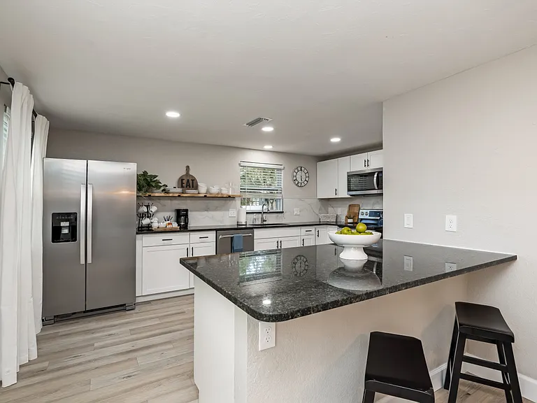 1012 Gary Ave — Photo 65