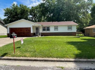 2248 E Nora St, Springfield, MO 65803