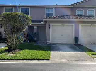 8624 S Southgate Shores Cir #8624, Tamarac, FL 33321